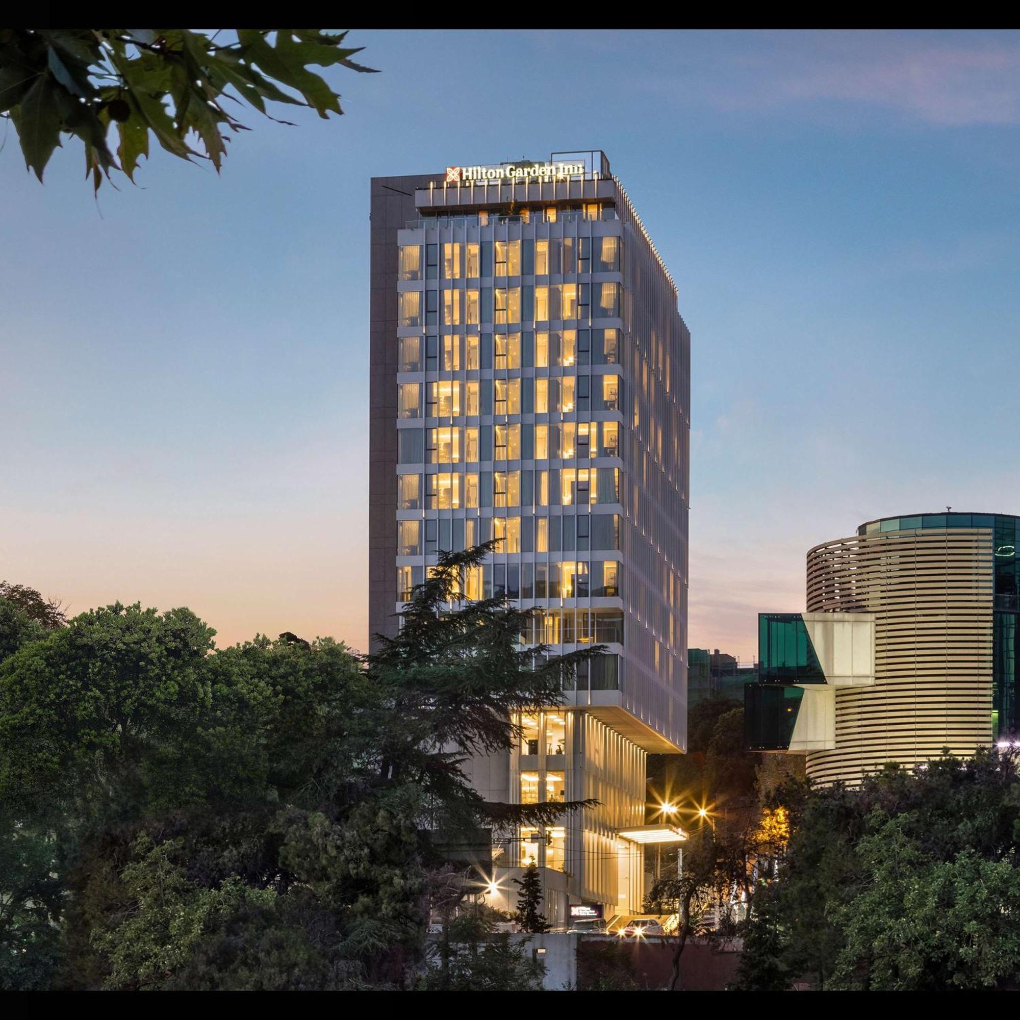 Hilton Garden Inn Tbilisi Riverview Exterior photo